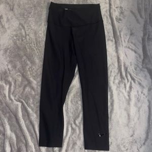 Nike Capri Leggings Color:Black Size: Small